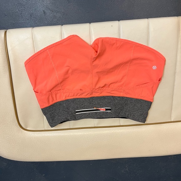 Lululemon size 6 run speed shorts - Picture 3 of 3